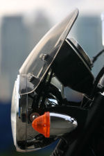 Dart Flyscreen for the Triumph Bonneville, T100, SE and Black