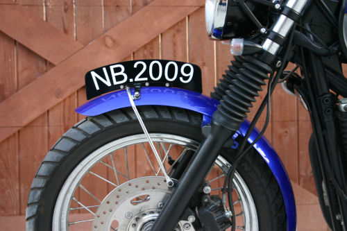  NewBonneville NO DRILL Front Number Plate - Pedestrian Slicer - for the New Triumph Bonneville